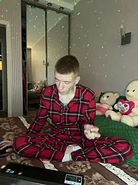 Cristian  Dior online show from 02-07-26, 09:57