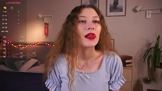 MegganKinson online show from 01-07-26, 05:21