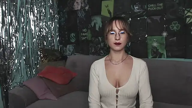 AlishaKellyi online show from 11-09-25, 05:50