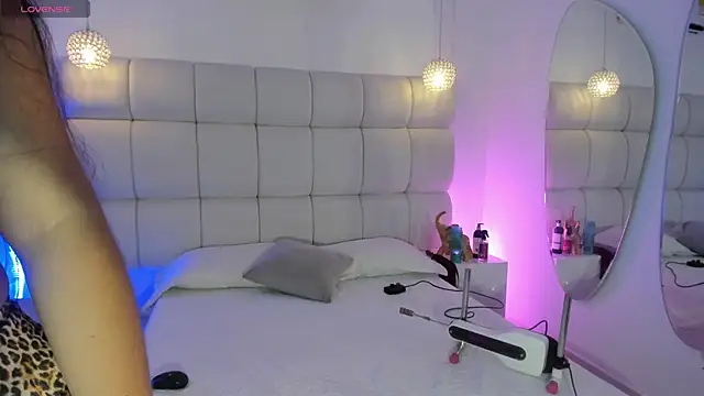 Videl Star online show from 12-22-25, 07:33