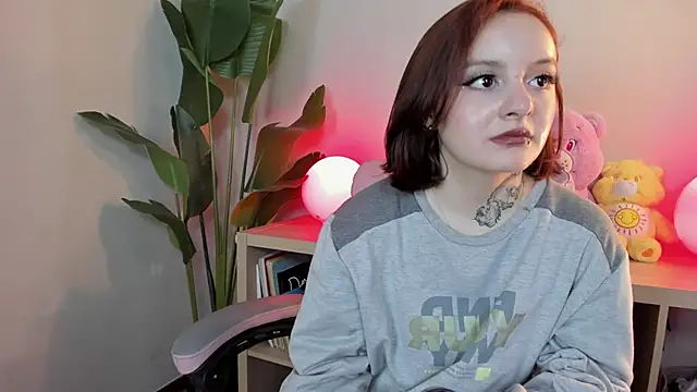 lexirouge   online show from 10-29-25, 12:40