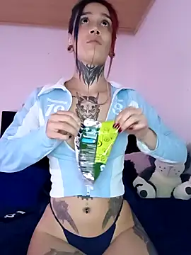 SharonSalazar online show from 11-19-25, 02:44