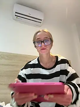 Lilbratofficial online show from 05-03-26, 05:19