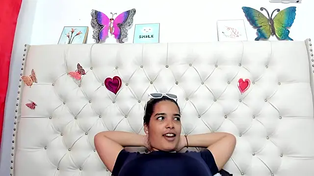 Snapshot of celena_wonder chatting on 06-10-26, 07:13 celena wonder online show from 06-10-26, 07:13