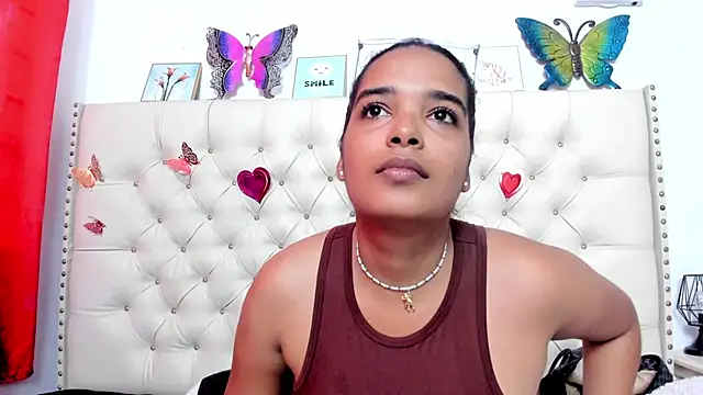 Snapshot of celena_wonder chatting on 06-11-26, 05:44 celena wonder online show from 06-11-26, 05:44