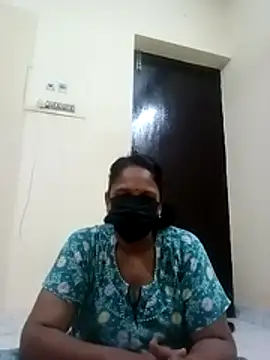 Snapshot of tamilammu1431 chatting on 10-30-25, 08:05 tamilammu1431 online show from 10-30-25, 08:05