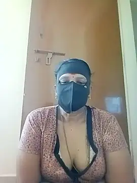 tamilammu1431 online show from 01-14-26, 07:47