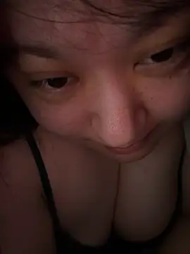 Snapshot of RIHO_riho_01 chatting on 06-13-26, 07:12 RIHO riho 01 online show from 06-13-26, 07:12