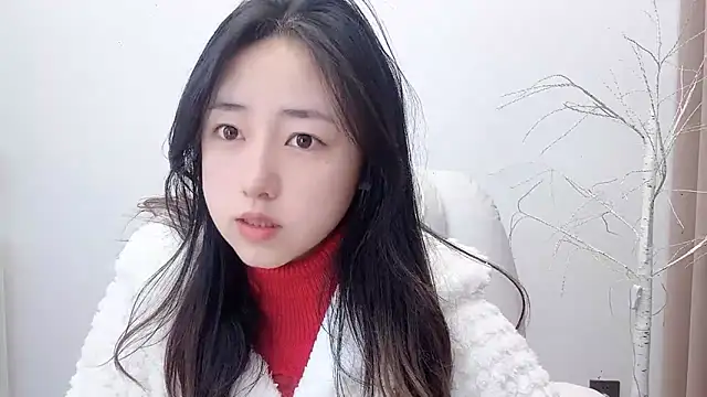 Love-hanzaizai718 online show from 11-04-25, 07:13