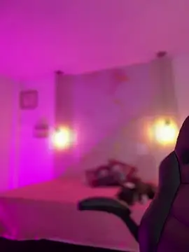 amber white15 online show from 02-21-26, 11:39