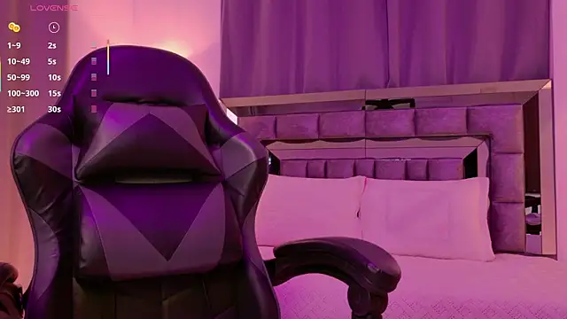 Snapshot of Bella_Clark2 chatting on 12-03-25, 04:20 Bella Clark2 online show from 12-03-25, 04:20