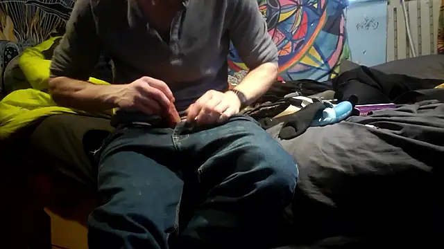 YourAddicted2 online show from 01-11-26, 06:02