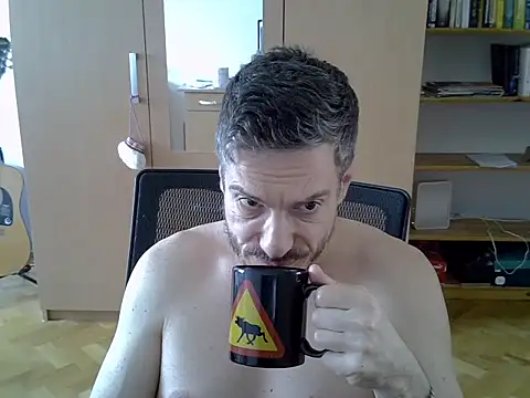 delayclose   online show from 03-08-26, 01:59