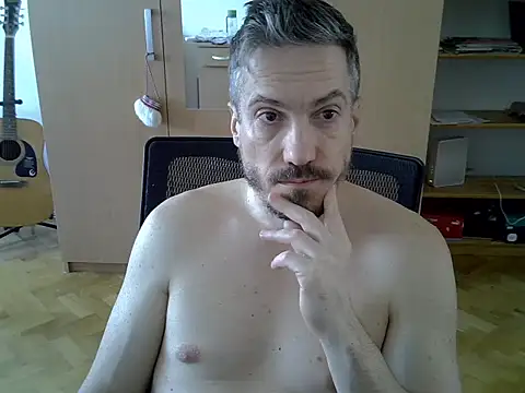 delayclose   online show from 04-19-26, 12:15