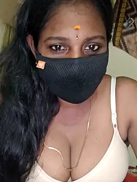 Snapshot of sivashree chatting on 06-14-26, 05:37 sivashree online show from 06-14-26, 05:37