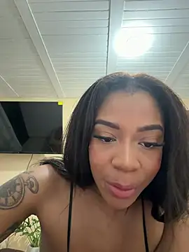 Snapshot of loana_vegas chatting on 06-29-26, 12:39 loana vegas online show from 06-29-26, 12:39