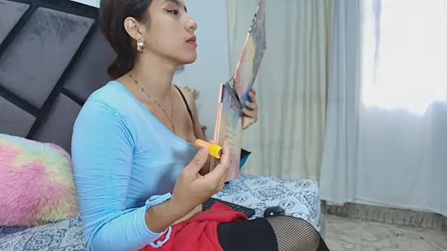 Snapshot of KarolNaughty03 chatting on 11-04-25, 01:10 KarolNaughty03 online show from 11-04-25, 01:10