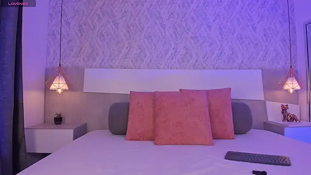 Vittoria  rossi online show from 04-15-26, 03:08