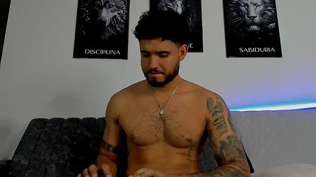 Snapshot of AUSTINN_TORRES chatting on 07-17-26, 12:28 AUSTINN TORRES online show from 07-17-26, 12:28