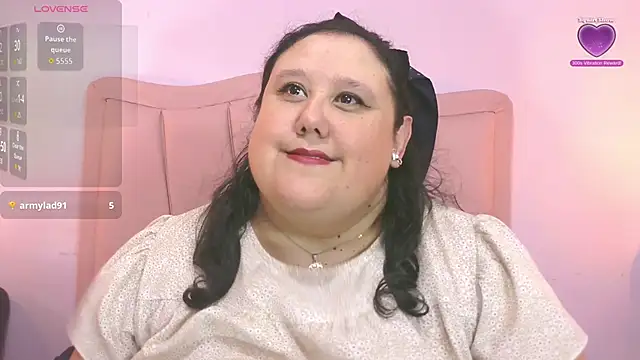 Snapshot of marianabbw30 chatting on 11-11-25, 06:35 marianabbw30 online show from 11-11-25, 06:35