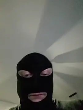 wloczykij1 online show from 04-13-26, 09:20