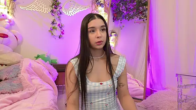 ISA NIXON online show from 03-04-26, 10:38