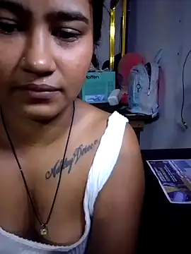 Snapshot of lindalatina11 chatting on 11-02-25, 01:41 lindalatina11 online show from 11-02-25, 01:41