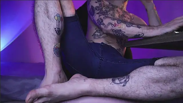 TokyoHatsumoto online show from 11-29-25, 12:24