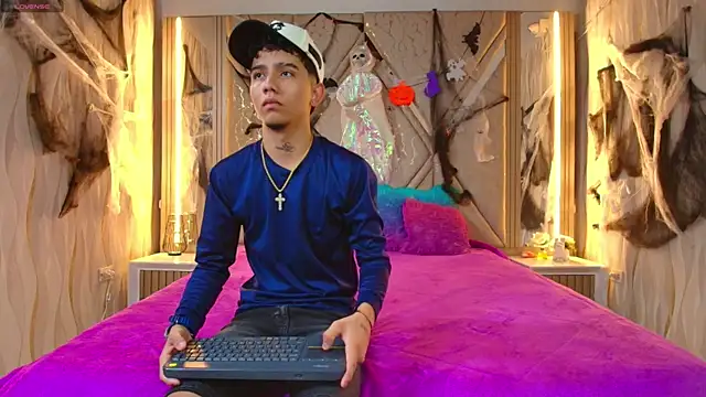 Ink Boy online show from 10-25-25, 01:18