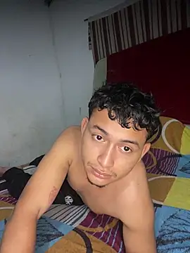 Snapshot of fer_luna chatting on 10-26-25, 03:23 fer luna online show from 10-26-25, 03:23