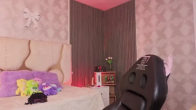 MAIILY TAY online show from 02-09-26, 11:58