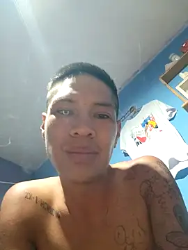 Snapshot of Ojitosbrrr chatting on 11-04-25, 12:10 Ojitosbrrr online show from 11-04-25, 12:10