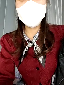 Snapshot of ezabel- chatting on 01-19-26, 01:37 ezabel- online show from 01-19-26, 01:37