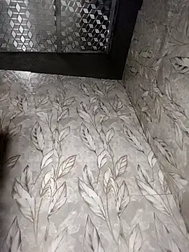 Snapshot of ezabel- chatting on 02-09-26, 01:15 ezabel- online show from 02-09-26, 01:15