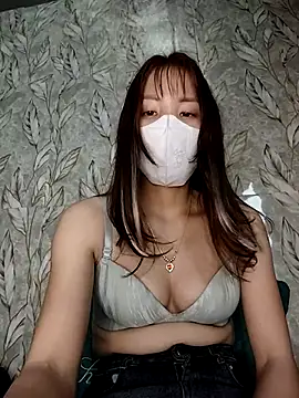 Snapshot of ezabel- chatting on 02-13-26, 05:36 ezabel- online show from 02-13-26, 05:36