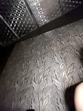 Snapshot of ezabel- chatting on 02-15-26, 01:20 ezabel- online show from 02-15-26, 01:20