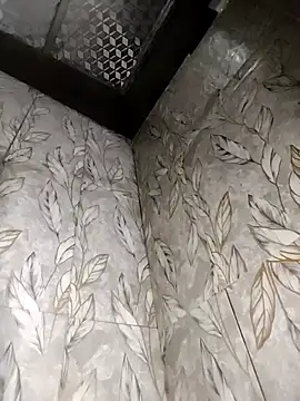 Snapshot of ezabel- chatting on 02-25-26, 02:05 ezabel- online show from 02-25-26, 02:05