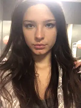 kittyanax online show from 10-26-25, 03:29