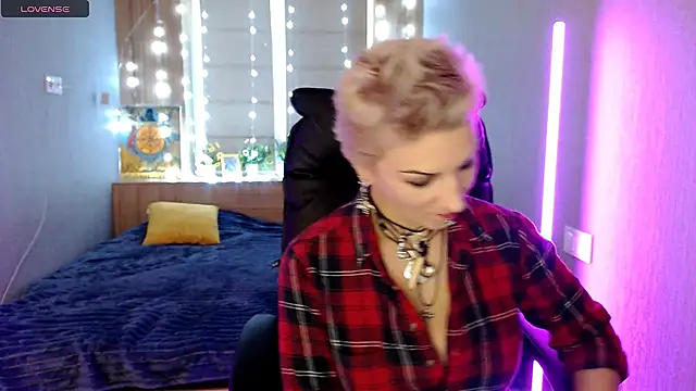 Sweet-n-Strong online show from 11-29-25, 07:55