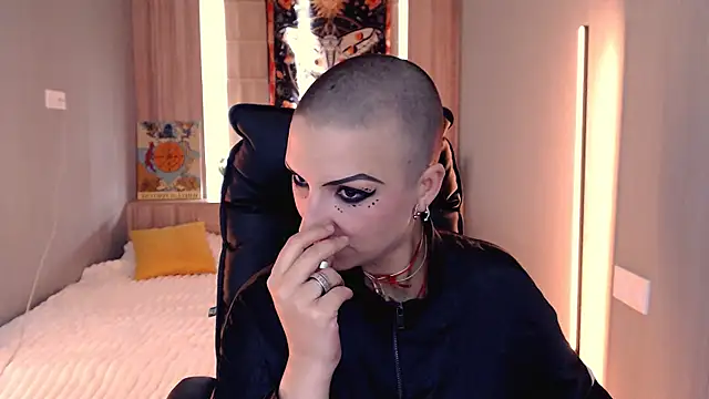 Sweet-n-Strong online show from 07-06-26, 03:03