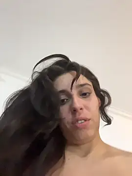 Snapshot of gigi333regi chatting on 02-26-26, 07:40 gigi333regi online show from 02-26-26, 07:40