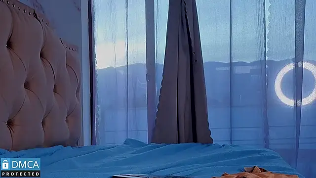 eva delight  online show from 11-11-25, 11:10