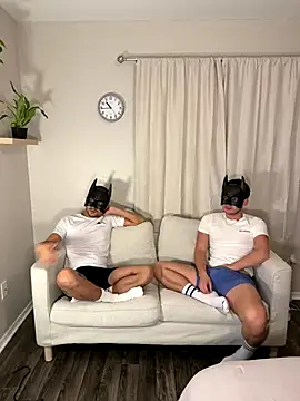 dylan-jacob12 online show from 12-18-25, 03:45