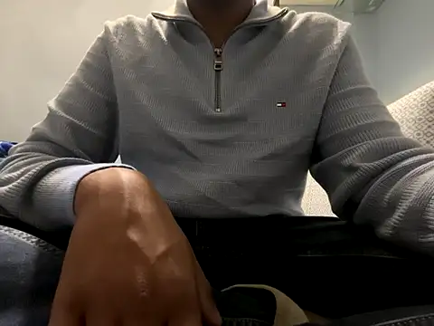 Snapshot of Ira_61814 chatting on 12-20-25, 12:34 Ira 61814 online show from 12-20-25, 12:34