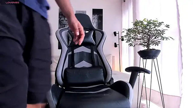 IamKael  online show from 01-16-26, 04:33