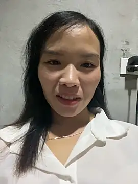 Yunzang online show from 11-18-25, 01:11