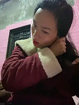 Snapshot of Yunzang chatting on 02-23-26, 12:09 Yunzang online show from 02-23-26, 12:09