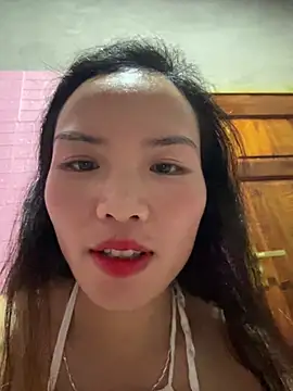 Snapshot of Yunzang chatting on 02-25-26, 12:59 Yunzang online show from 02-25-26, 12:59