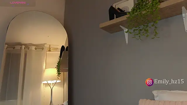 Missemily 11 online show from 03-25-26, 09:59