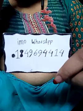 Snapshot of Naughty_Mow chatting on 11-09-25, 07:28 Naughty Mow online show from 11-09-25, 07:28